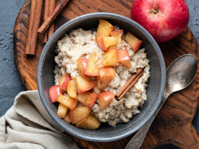 arroz con leche fruta y canela